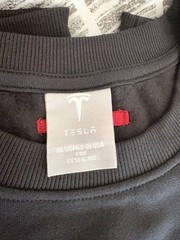 OFFICIAL Black Tesla Men’s Sweatshirt Logo Crewneck Size M Unisex Brand New