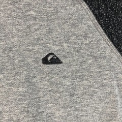 Quiksilver Hoodie Mens Medium Gray Pullover Sweater Surf Skate Sportswear Logo