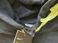 NIKE ATHLETIC DEPT SIZE 2XL STNDR FIT BLACK PULL OVER HOODIE.SEE DESCRIPTION
