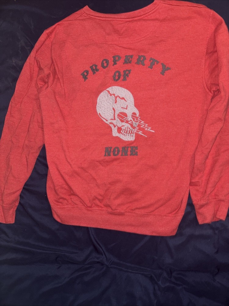 True Religion Property Of None Red Skull Graphic Crewneck Sweatshirt Mens