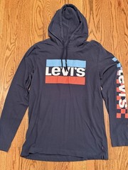 NWOT Levis Long Sleeve T-Shirt Hoodie Men’s Small Navy Blue Red White Logo