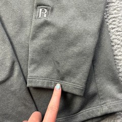 Patagonia Men’s R1 Daily Zip Neck Pullover Sweater Jacket Mens Medium Gray -READ
