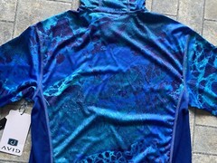 Avid Mens SMALL Hooded Long Sleeve Realtree Wav3 Moisture Wicking UV Protection