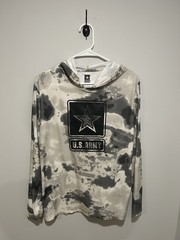 Camo Men’s Size Small US Army Long Sleeve Thin Hoodie