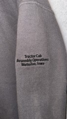 Custom John Deere Mens Large Gray Hoodie Tractor Cab Waterloo Iowa Gildan – Rare