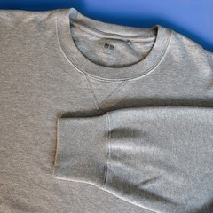 UNIQLO Gray Sweatshirt Unisex 100% Cotton Crewneck Ribbed Hem Minimalist