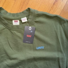 NEW Levi’s Sweatshirt XL Olive Green Graphic Print Crewneck Floral Street NWT