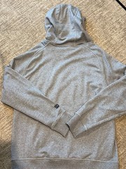 Wilson Heavyweight Embroidered Spellout Logo Hoodie Men’s M Gray Pullover