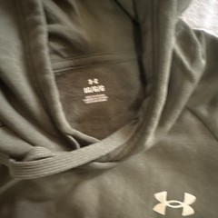 Under Armour Men’s Pullover Hoodie M Green Graphic Logo Pockets Drawstring