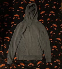 H&M Men’s Gray Fleece Pullover Hoodie S Hooded Drawstring Pockets Long Sleeve