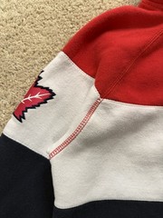 Canada 1867 Colorblock Hoodie Red White Blue Maple Leaf Sleeve Size Small