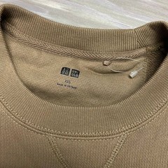 Uniqlo Mens Tan Crewneck Sweatshirt XXS Minimalist Casual Basic Pullover Top