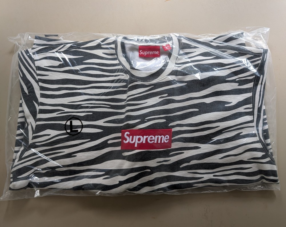 Supreme Box Logo Crewneck Sweatshirt 2022 Fall/Winter Men’s Large Zebra Sealed