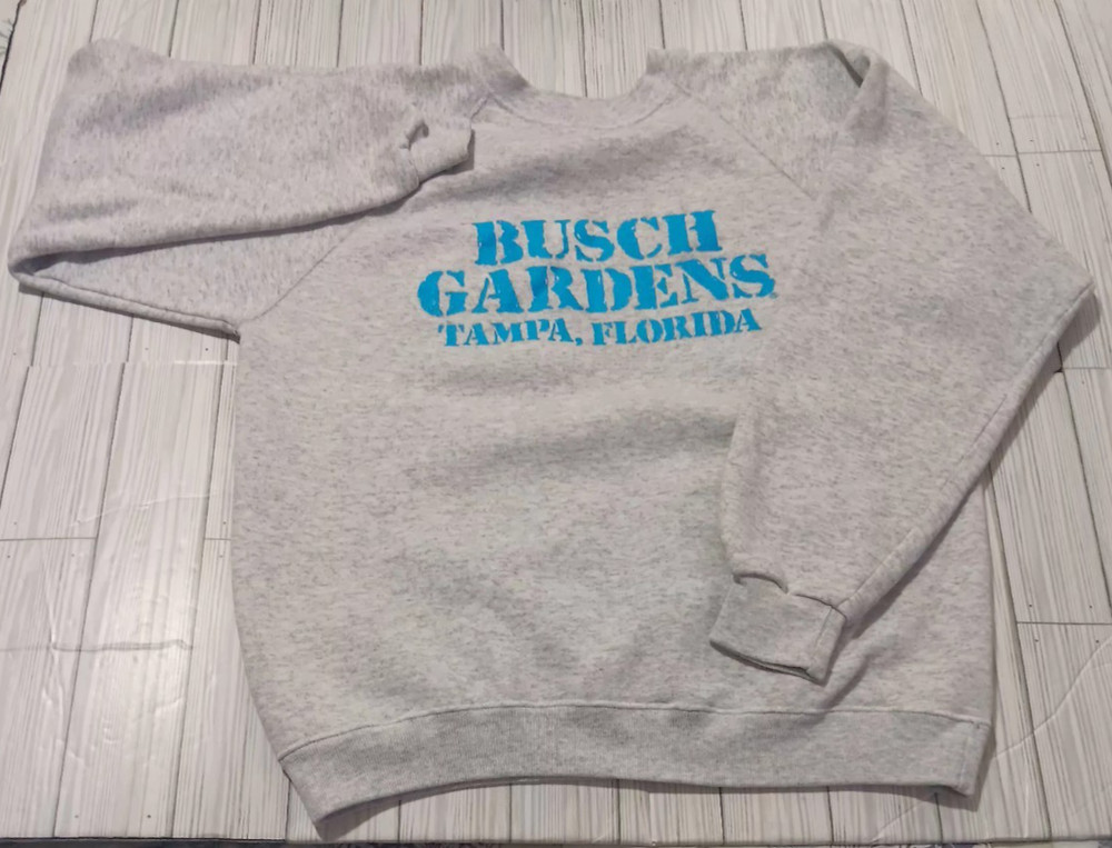 Gray Busch Gardens Tampa Crewneck Sweatshirt Size M Tag Removed See Images