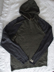 Vans Mens Teen S Small Hoodie T-Shirt Winter Fall Spring WASHED NEVER WORN