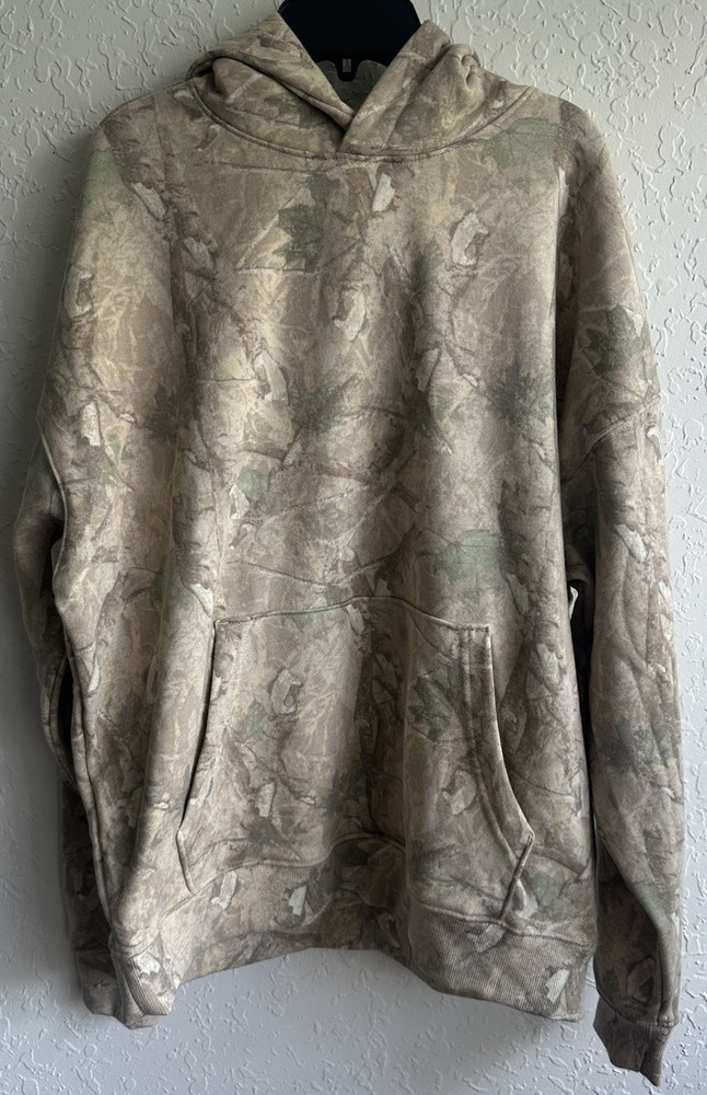 Men’s No Boundaries Oversized Fit Light Tree Camo Hoodie M Hunting Casual NWT
