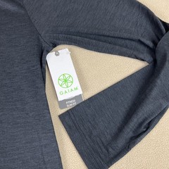 Gaiam Everyday Basic Hoodie, Black Slim Fit Long Sleeve T-Shirt. Men’s Sz S