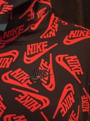Sz Teens Xl -Nike Sportswear Essential hoodie over red logo print on a black
