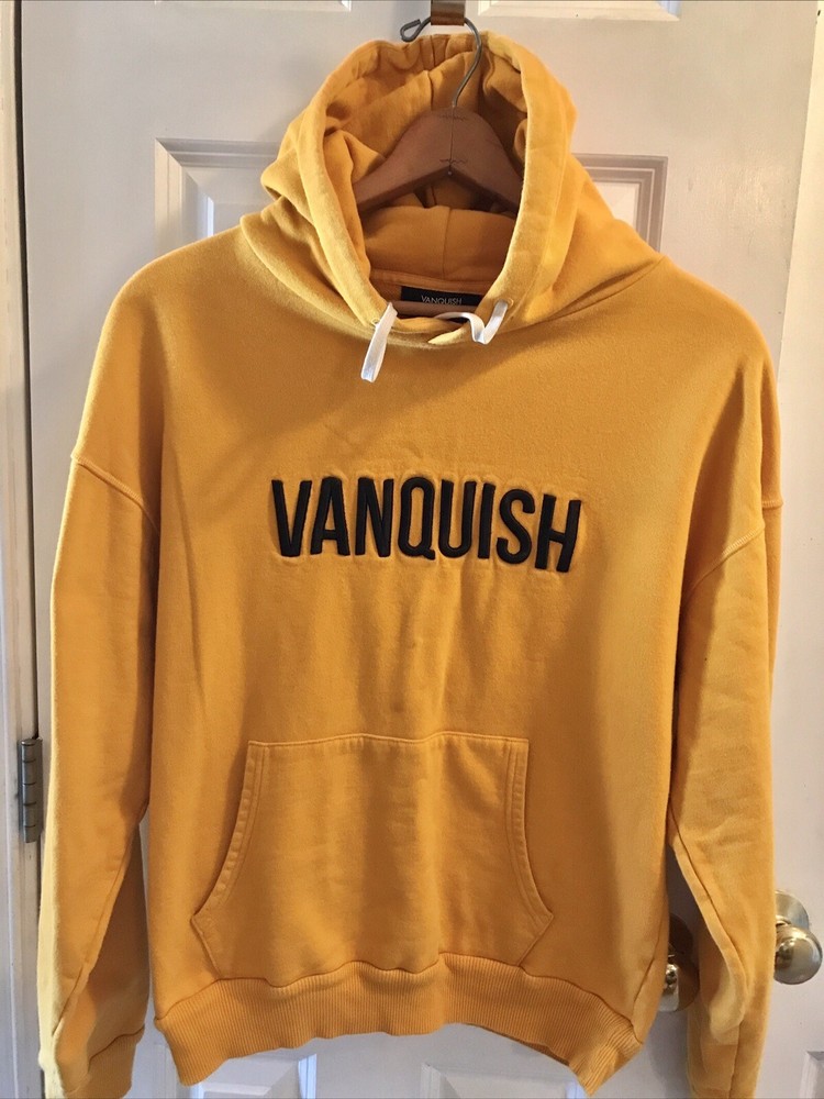 Vanquish Fitness Hoodie Men’s Size Small Orange Yellow Raised Letters