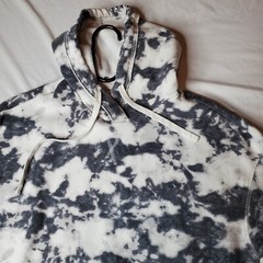 Hollister Sweatshirt Hoodie White Black Cloud Mens Small 21×25 WINTER CAMO LOOK