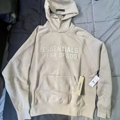 Essentials Men’s Hoodie Xsmall Brand New with Tags Free Shipping
