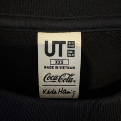 Uniqlo UT Keith Haring Coca-Cola Sweatshirt Mens XXS Black Crewneck Pop Art Logo