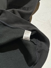FOG essentials swetashirt back print boxy fit