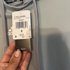 Adidas pullover Hoodie US Size S color,this sweater is unisex refer to pictures