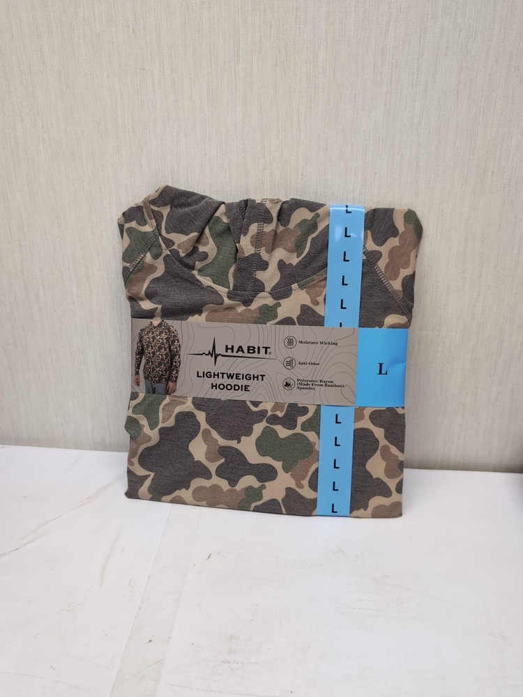 Habit Men’s Lightweight Hoodie Size Lg Woodland Vintage Camo A13