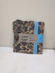 Habit Men’s Lightweight Hoodie Size Lg Woodland Vintage Camo A13
