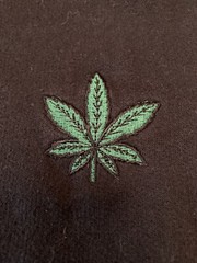 Dikotomy Pot Leaf Hoodie Pullover Mens Small Streetwear Y2K Skater Hip Hop