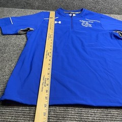 Under Armour All Season Gear Loose Blue Pull Over Mens Small 1/4 zip Embroidered