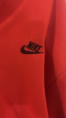 Nike Men’s Red Hoodie | 4Extra Large With Full Zip Front And Zip Pockets.