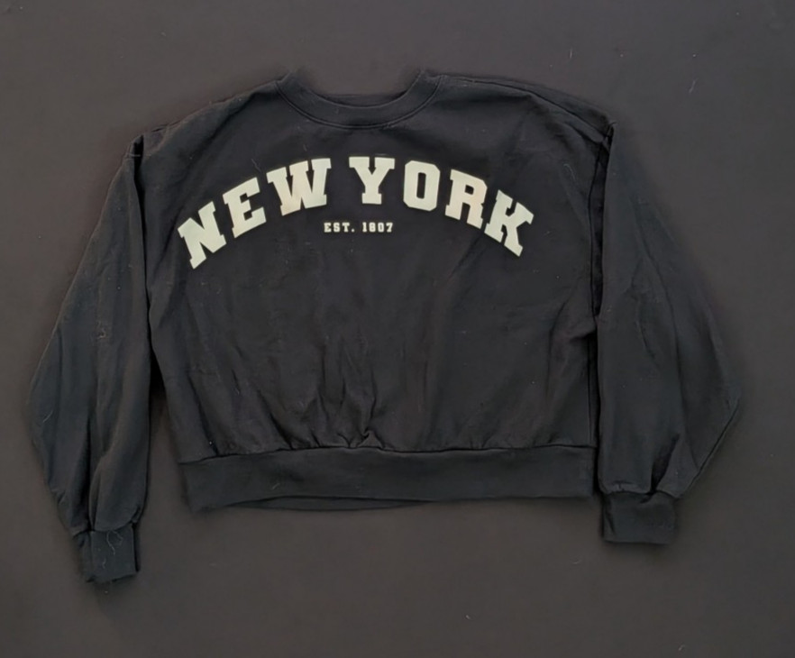 Modern Lux New York Sweatshirt Women’s Large Black Graphic Pullover – [C-1]