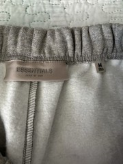 Essentials Fear of Gods SS22 Dark Grey Oatmeal Size Medium Brand New