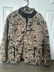 Men’s Burlebo Sherpa Quarter Zip Large Rocky Mountain Camo Fleece Pullover
