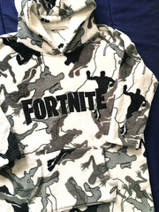 Fortnite Mens XL One Size Pullover Hoody Graphic Print Gamer Husk Monster