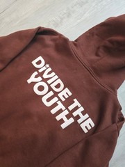 Divide The Youth Brown Zip-Up Hoodie Size small