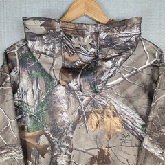 UNDER ARMOUR REALTREE XTRA Mens Hoodie Size 2XL Shortened Sleeves 30″ Camouflage
