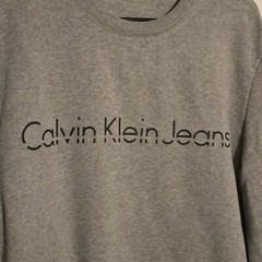 Calvin Klein Men’s Grey Crewneck Sweatshirt Size Small Designer Logo Essentials