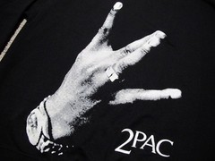Licensed 2PAC “All Eyez On Me” black crewneck sweatshirt men’s sz L tupac shakur