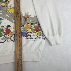 Vintage Dij Sum Shirts I survived China Graphic Sweater Medium White Sweatshirt