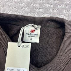 New Balance Made in USA Core Crewneck Sweatshirt SZ Small Dk Brown-red