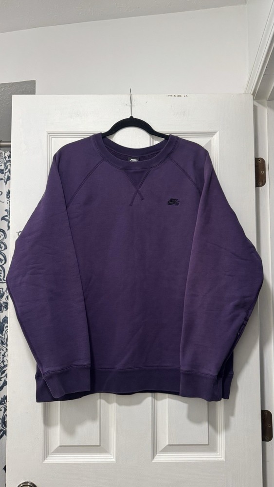 2010’S NIKE SB PURPLE CREW WITH STASH POCKET! Size XL!