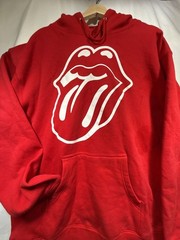 The Rolling Stones No Filter Tour 2021 Red Hoodie Sweatshirt Size L has some sta