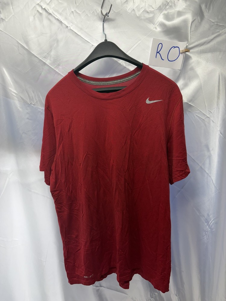 Nike Dri-FIT Red T-Shirt Men’s Athletic Short Sleeve Crew Neck RO