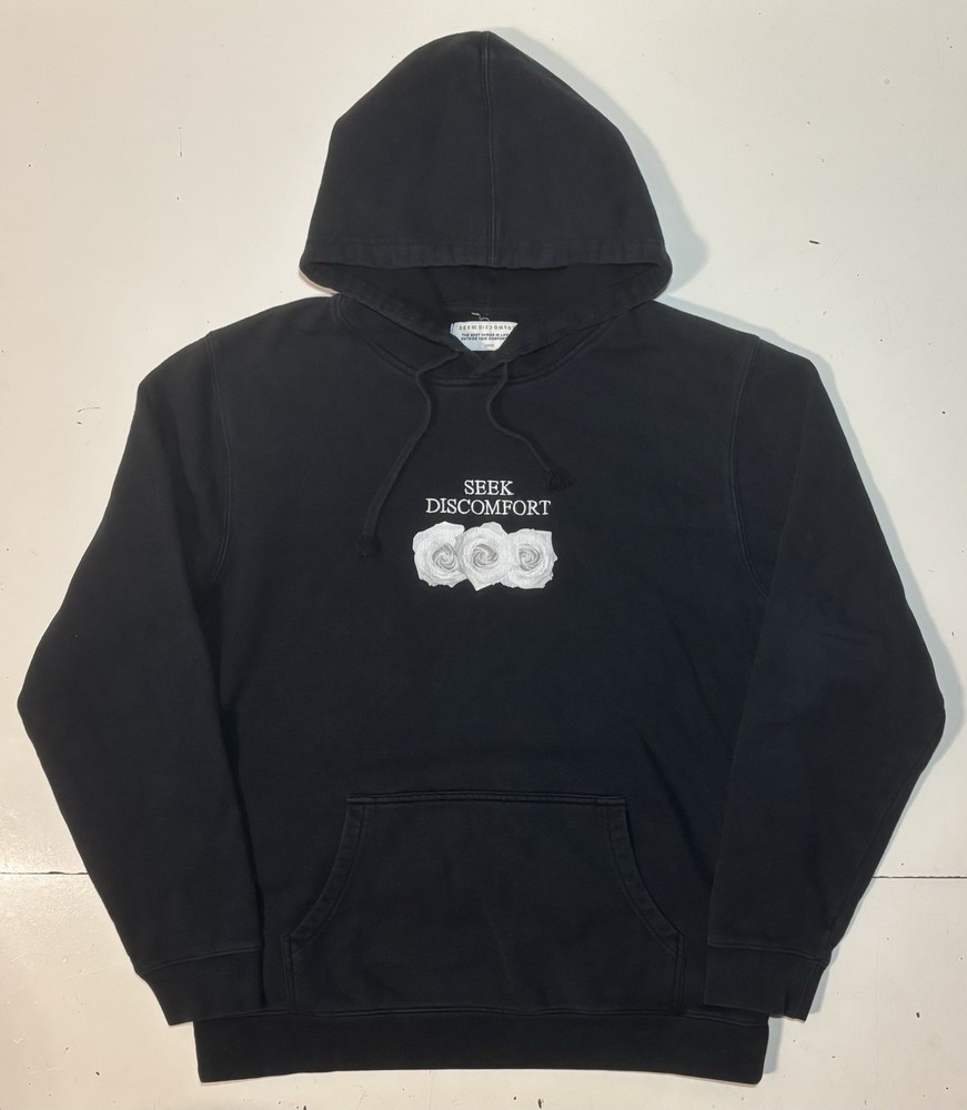 Seek Discomfort Roses Hoodie Sweatshirt Men’s Large Yes Theory Gym Train