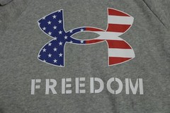 Under Armour Hoodie Mens Medium Gray Graphic Freedom Rival Fleece Lined Pockets