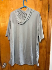 Men’s Lightweight Hooded Short-Sleeve Shirt – Light Gray