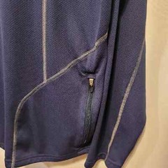 Under Armour All Season Gear Loose Fit 1/4 Zip Pullover in Navy and Grey Medium